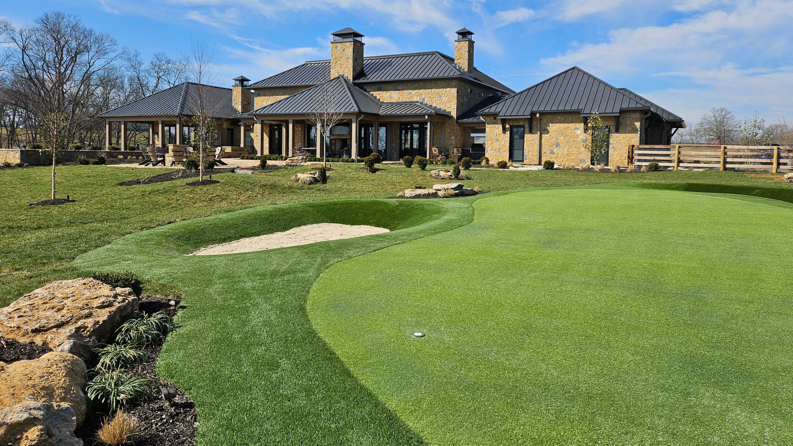 Grass365's synthetic grass for pets, putting greens, playgrounds, and more in Lexington and Louisville.