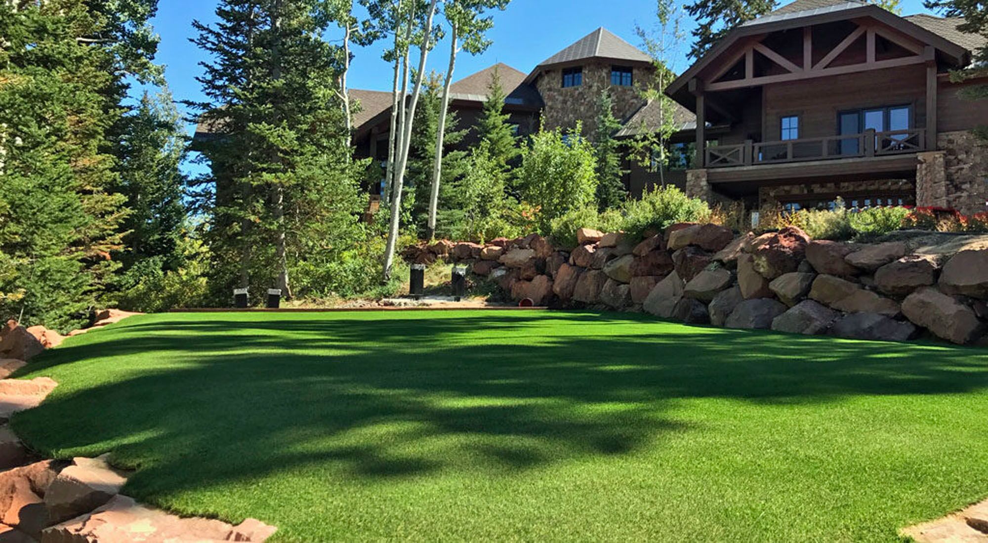 Grass365's synthetic grass for pets, putting greens, playgrounds, and more in Salt Lake City.