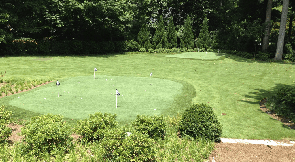 Dallas Backyard Putting and Chipping Greens
